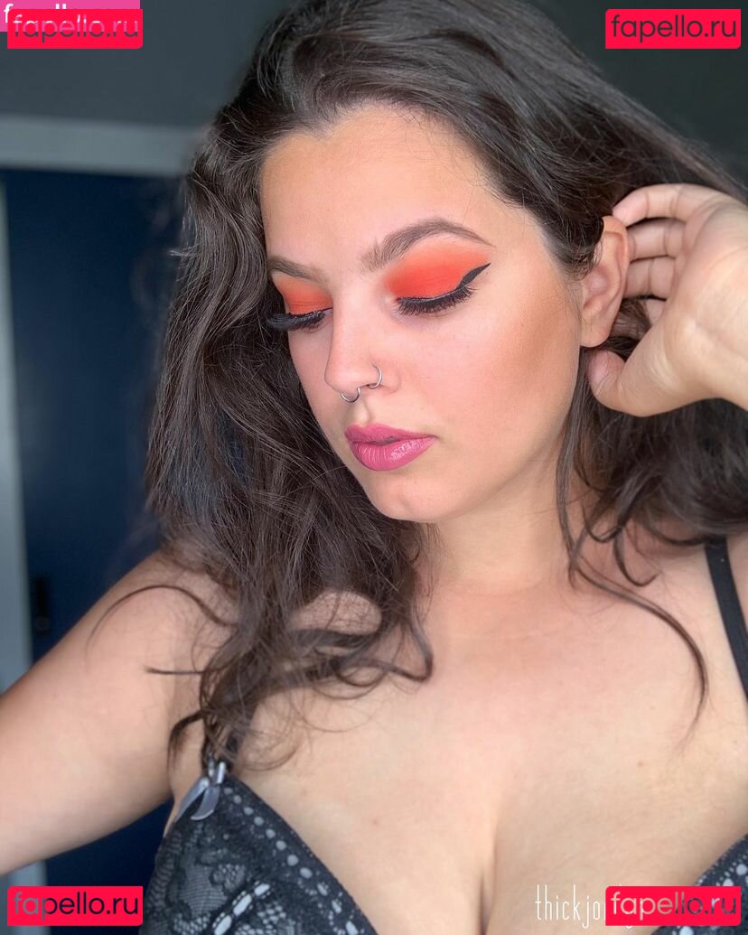 Jordyn Khaled / https: / thickjordyn Onlyfans Photo Gallery 