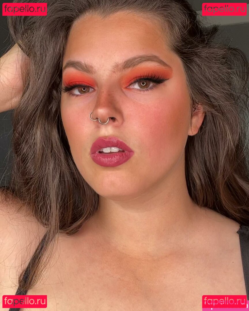 Jordyn Khaled / https: / thickjordyn Onlyfans Photo Gallery 