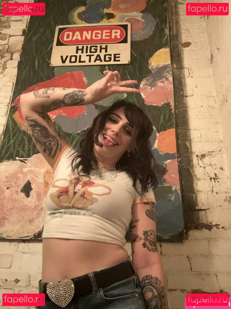 Ziggy Haim / ziggyhaim Onlyfans Photo Gallery 