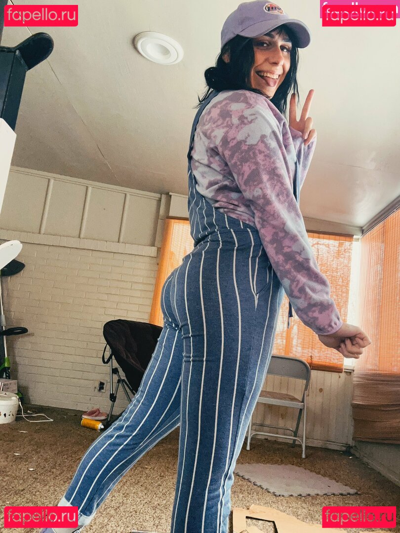 Ziggy Haim / ziggyhaim Onlyfans Photo Gallery 