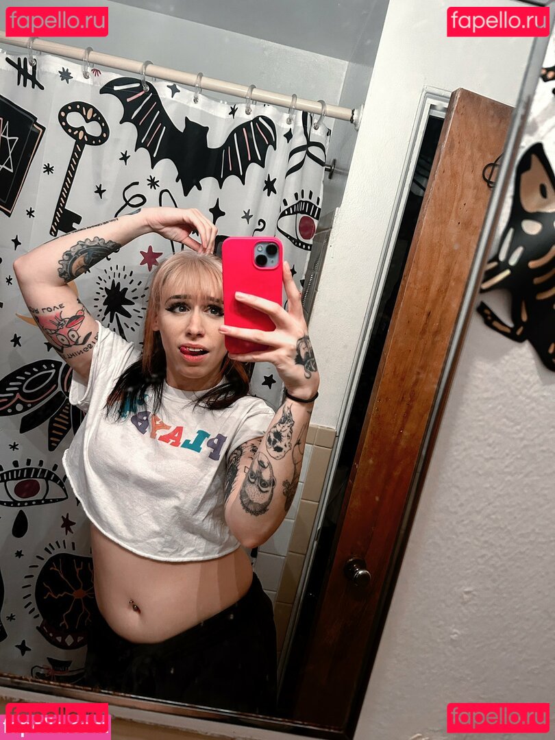 Ziggy Haim / ziggyhaim Onlyfans Photo Gallery 