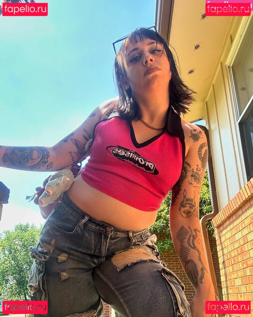 Ziggy Haim / ziggyhaim Onlyfans Photo Gallery 