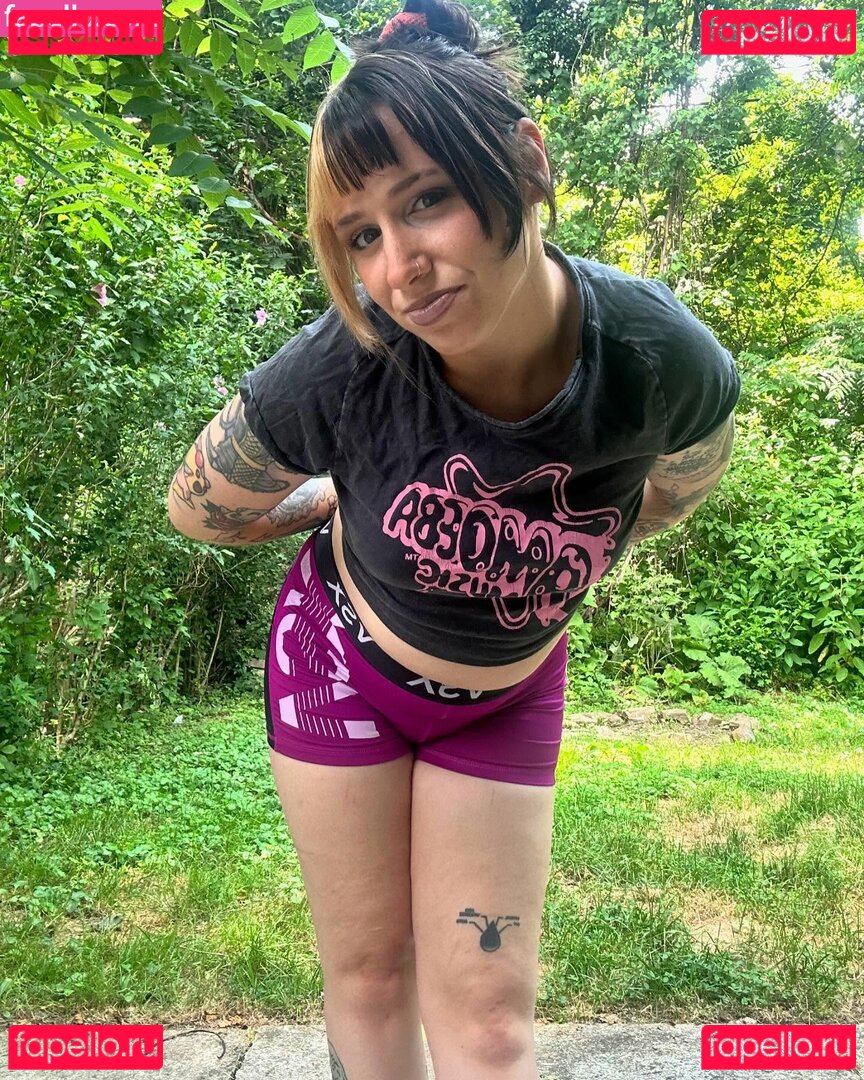 Ziggy Haim / ziggyhaim Onlyfans Photo Gallery 