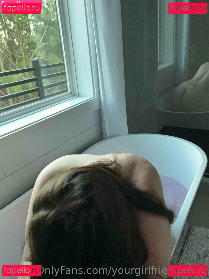 yourgirlfriendaddy / yourgirlfriendd._ Nude Onlyfans Photo 9