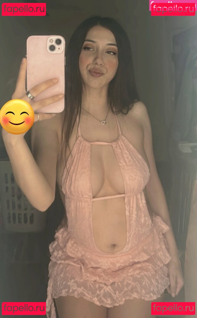 Jasminebabbess / jasminebabbes / yourfavlatinagirll Onlyfans Photo Gallery 
