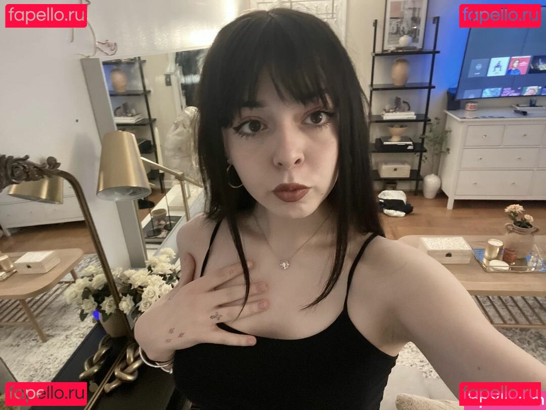 ezsy / ezszy / ezzy4444 / ladyliberty20 Onlyfans Photo Gallery 