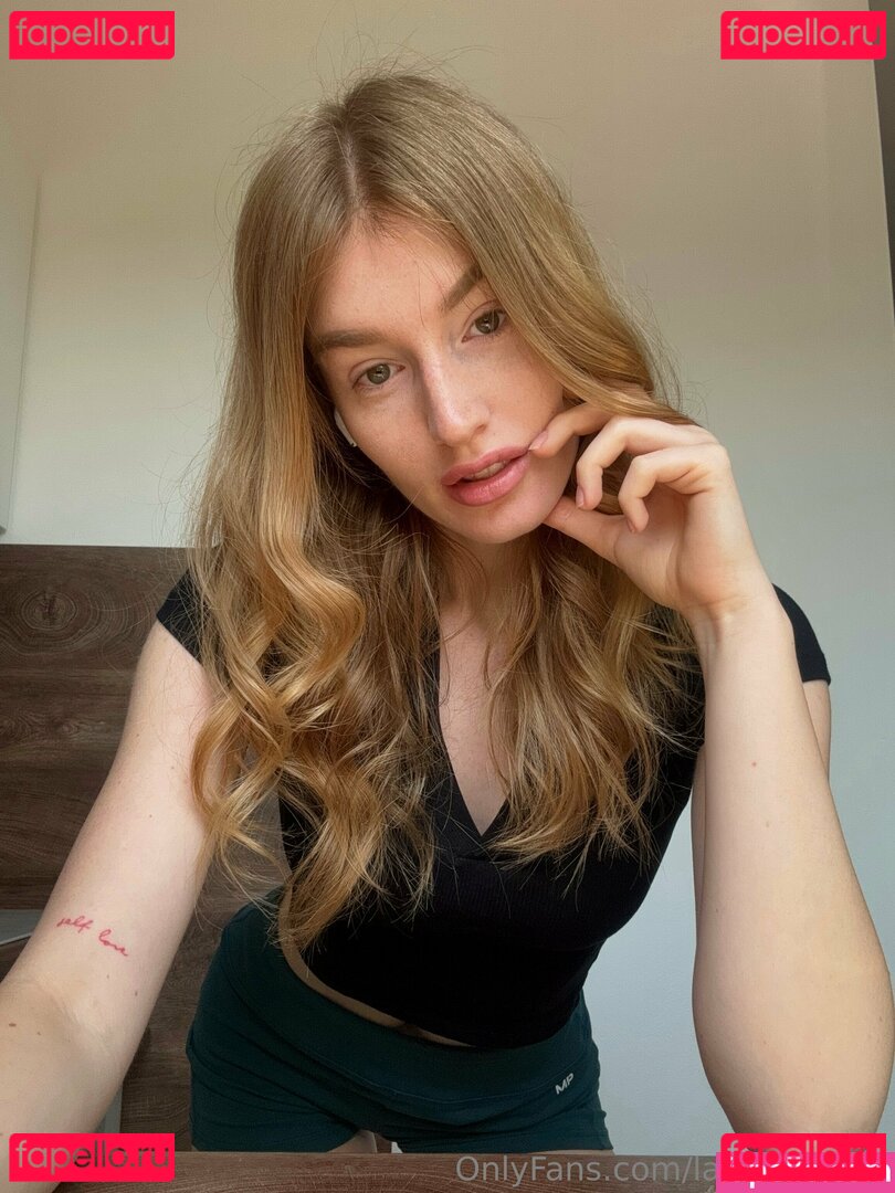 laurawittner Onlyfans Photo Gallery 