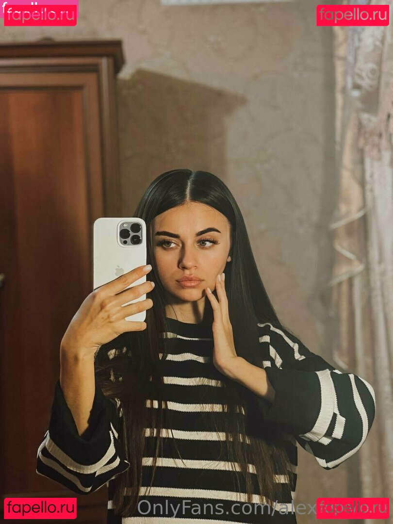 alexastyle_ / alexastylee Onlyfans Photo Gallery 