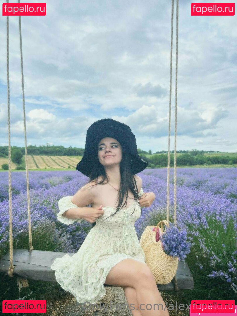 alexastyle_ / alexastylee Onlyfans Photo Gallery 