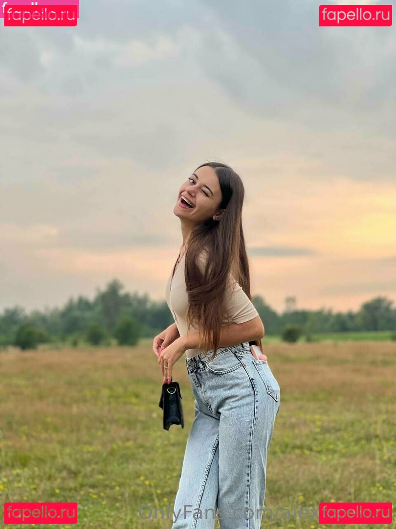 alexastyle_ / alexastylee Onlyfans Photo Gallery 