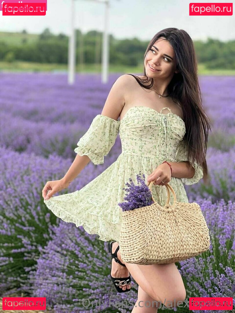 alexastyle_ / alexastylee Onlyfans Photo Gallery 