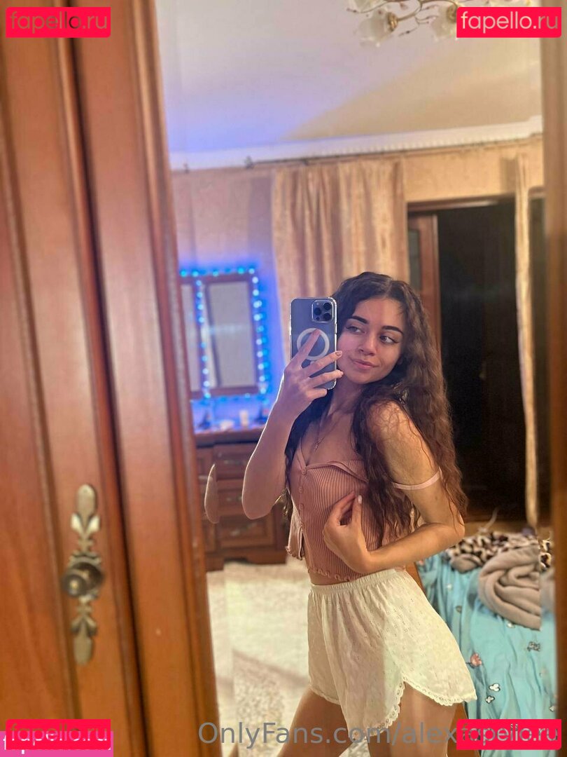 alexastyle_ / alexastylee Onlyfans Photo Gallery 