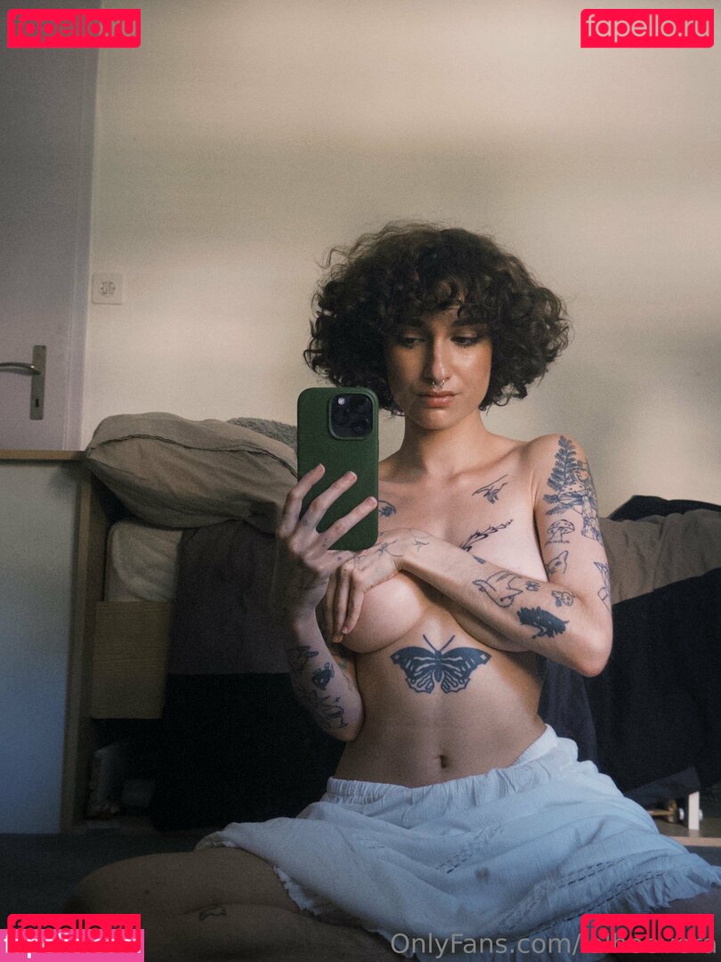 Lalhoevera / lalo.verra Onlyfans Photo Gallery 