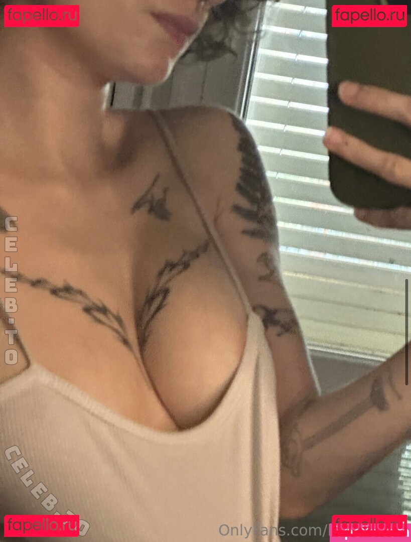 Lalhoevera / lalo.verra Onlyfans Photo Gallery 