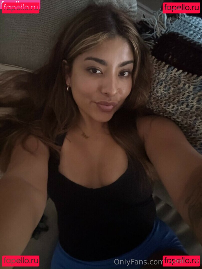 adriii.luv Onlyfans Photo Gallery 