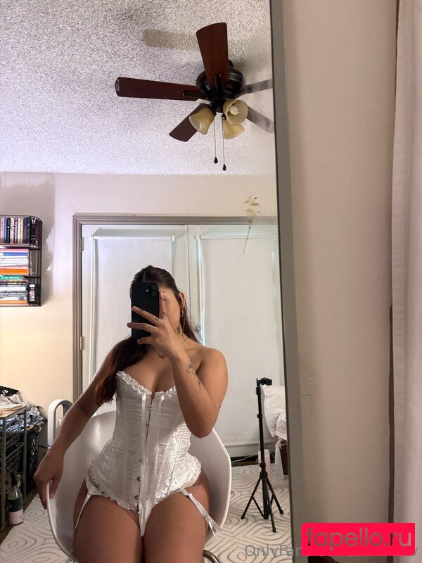 adriii.luv Nude Onlyfans Photo 13