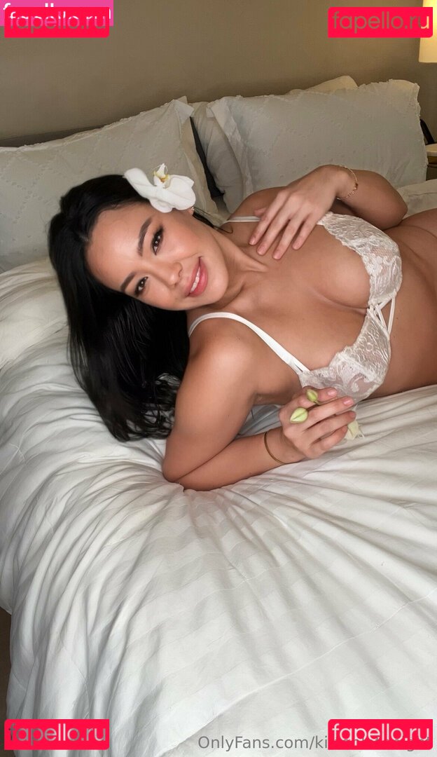 kittenlatenight Onlyfans Photo Gallery 