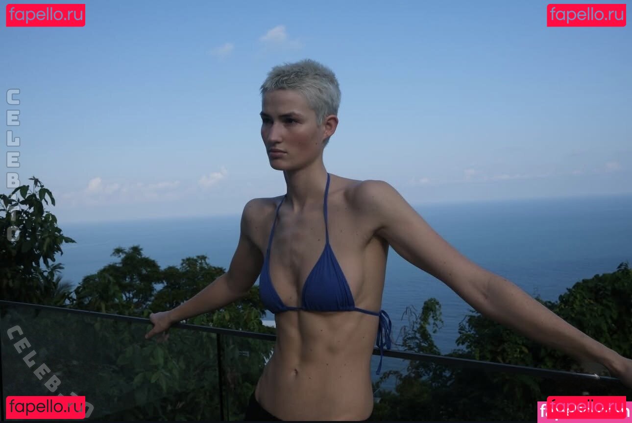 AleandraFrerk / ale4ndra Onlyfans Photo Gallery 