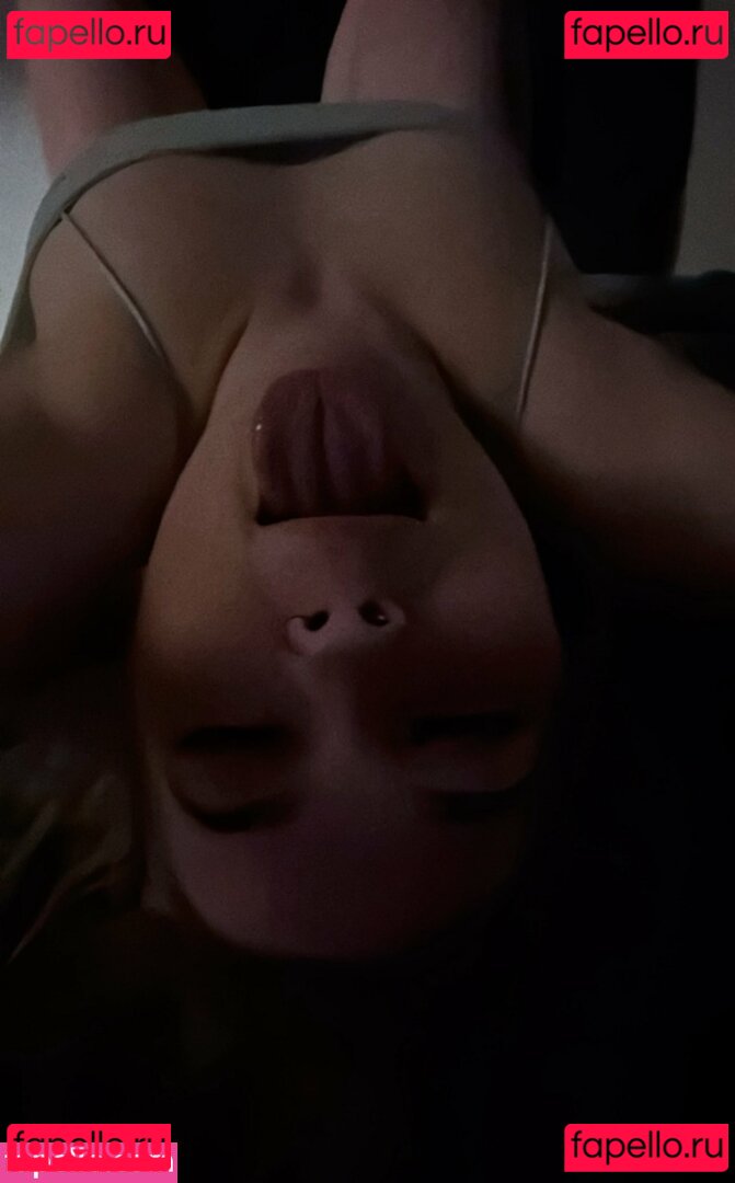 Karen Nicole / kxrennicole Onlyfans Photo Gallery 