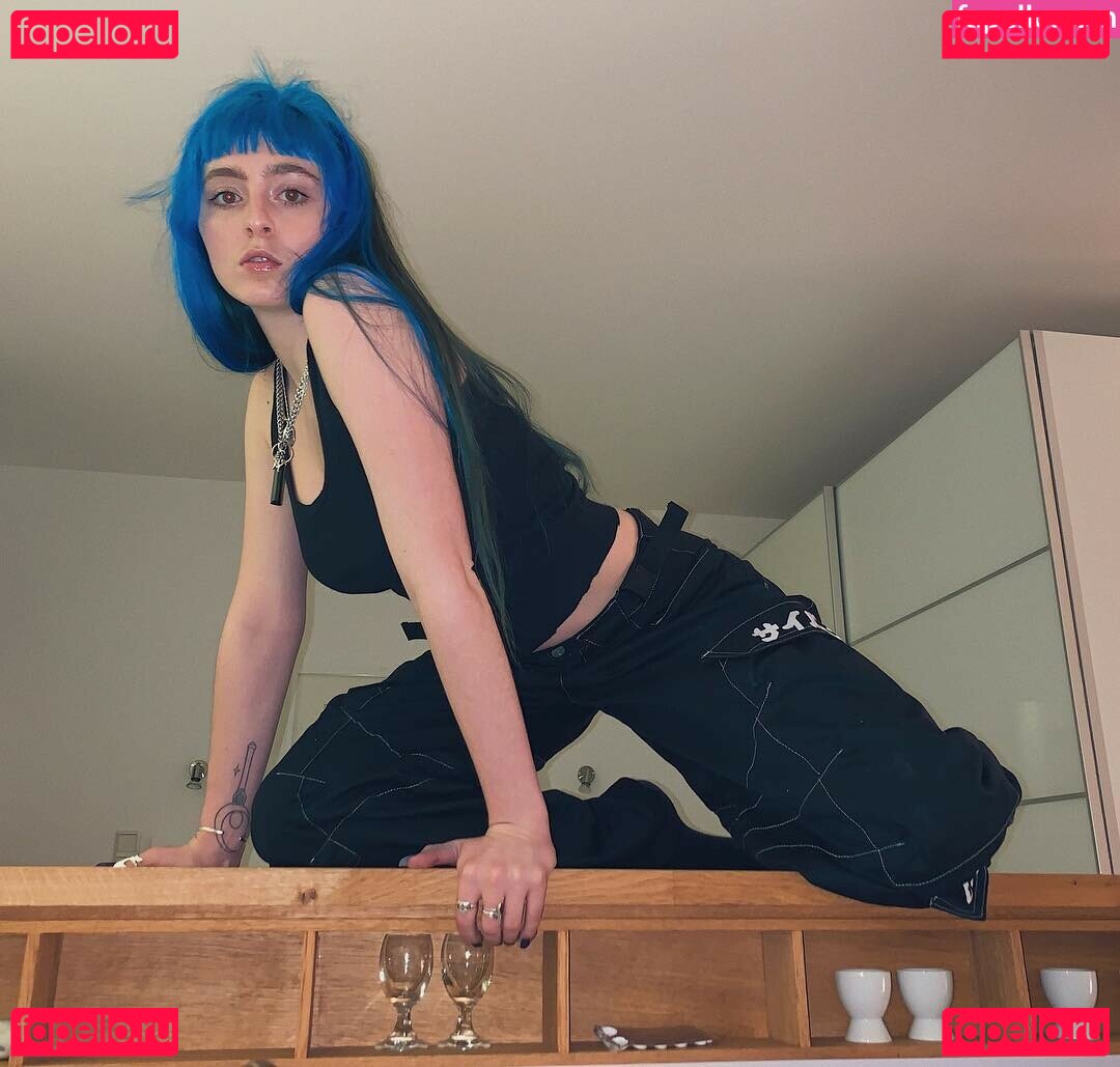 Ashnikko / https: Nude Onlyfans Photo 207