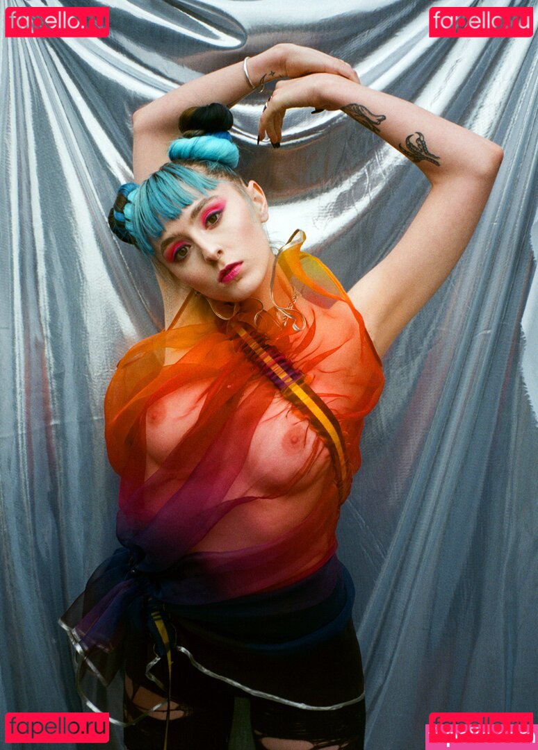 Ashnikko / https: Nude Onlyfans Photo 189