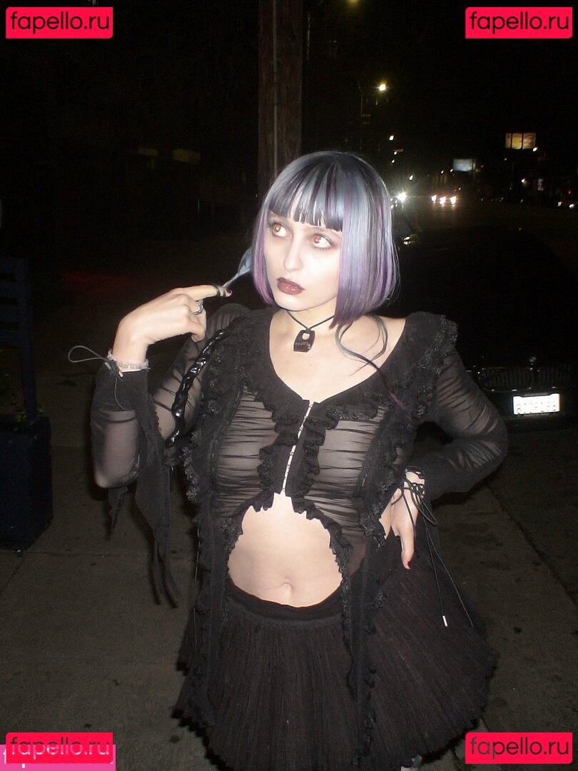 Ashnikko / https: Nude Onlyfans Photo 173