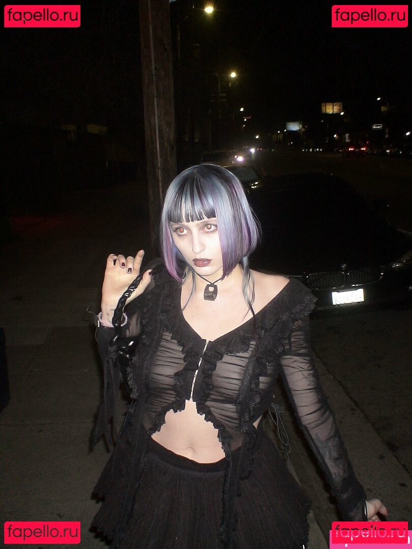 Ashnikko / https: Nude Onlyfans Photo 172