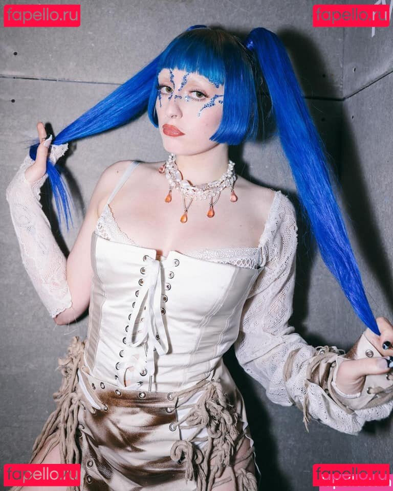 Ashnikko / https: Nude Onlyfans Photo 162