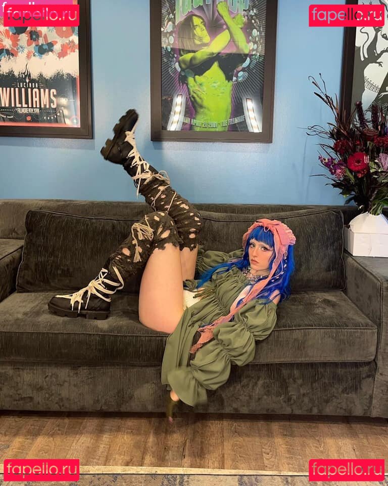 Ashnikko / https: Nude Onlyfans Photo 161
