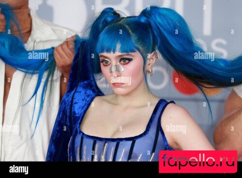 Ashnikko / https: Nude Onlyfans Photo 26