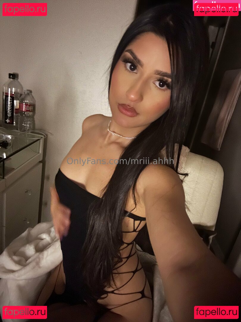 amira_90day / amiramoonxo Onlyfans Photo Gallery 
