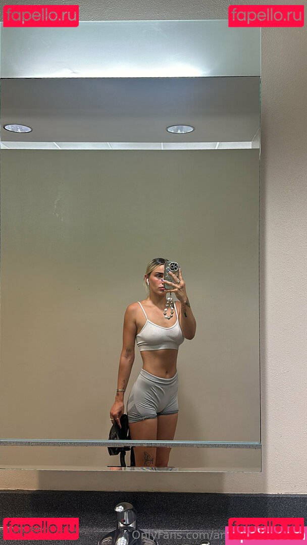 amiraxsommers Onlyfans Photo Gallery 