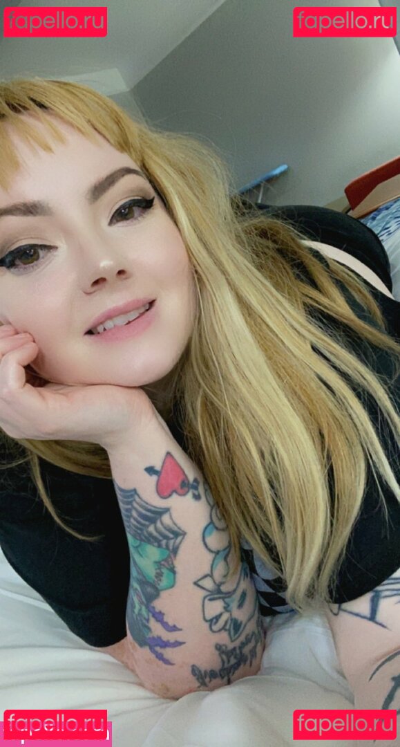 https: / hunnybrat Onlyfans Photo Gallery 