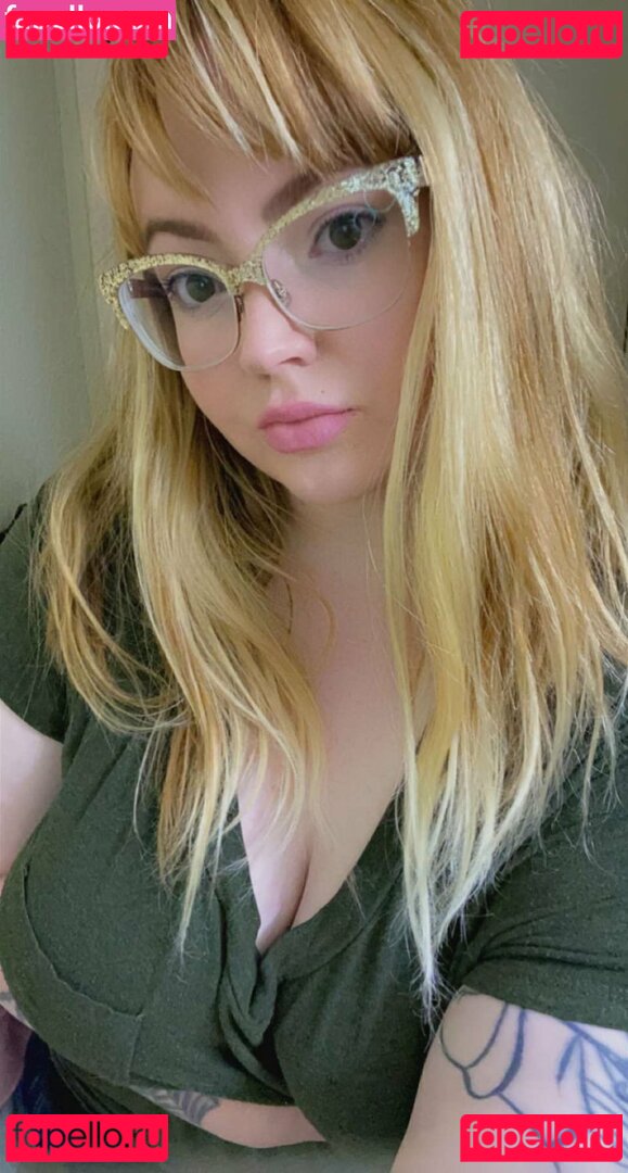 https: / hunnybrat Onlyfans Photo Gallery 