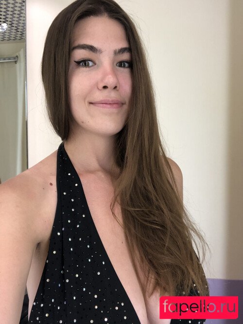 Yogatravelgirl / yogatravelgirl2022 Nude Onlyfans Photo 32