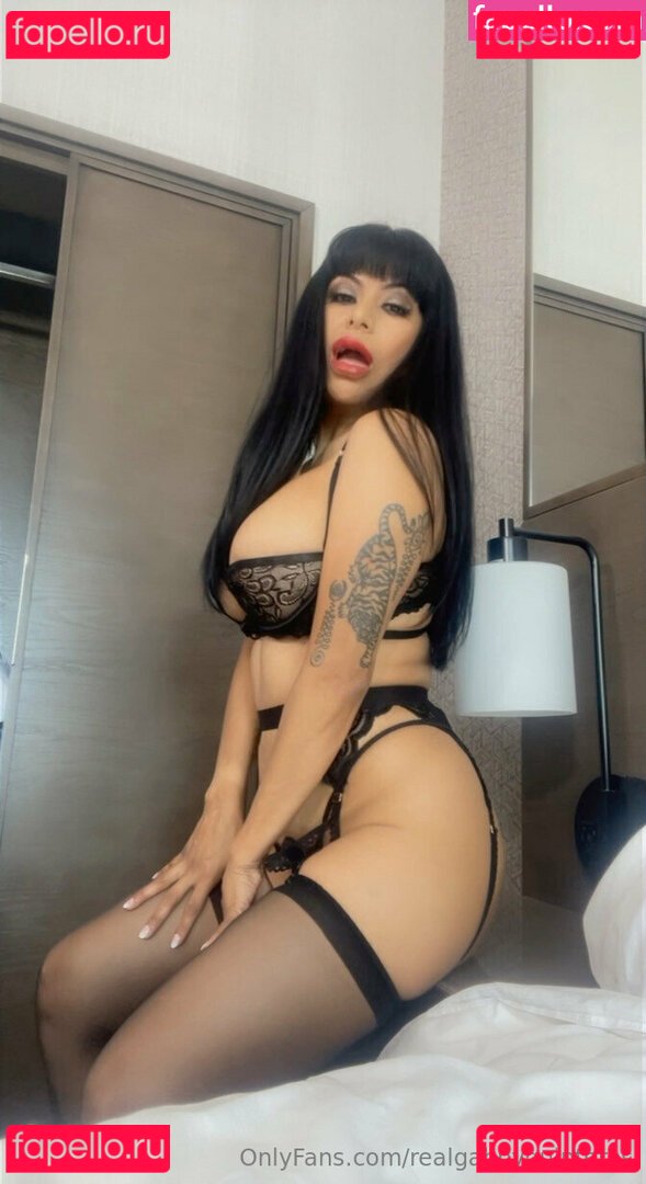 realgabby / realgabbyquinteros Onlyfans Photo Gallery 