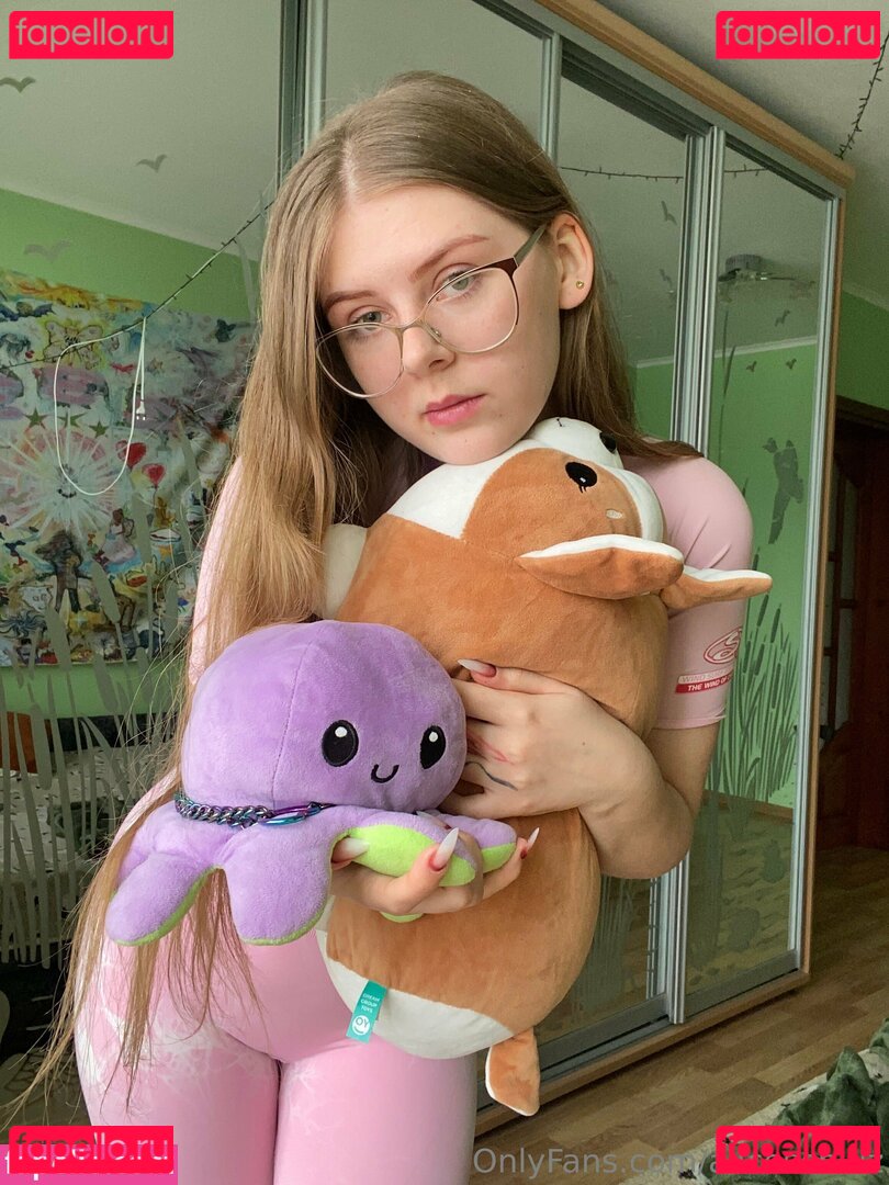 aliceschulz / aliceschulz_ / kleinealicee Onlyfans Photo Gallery 