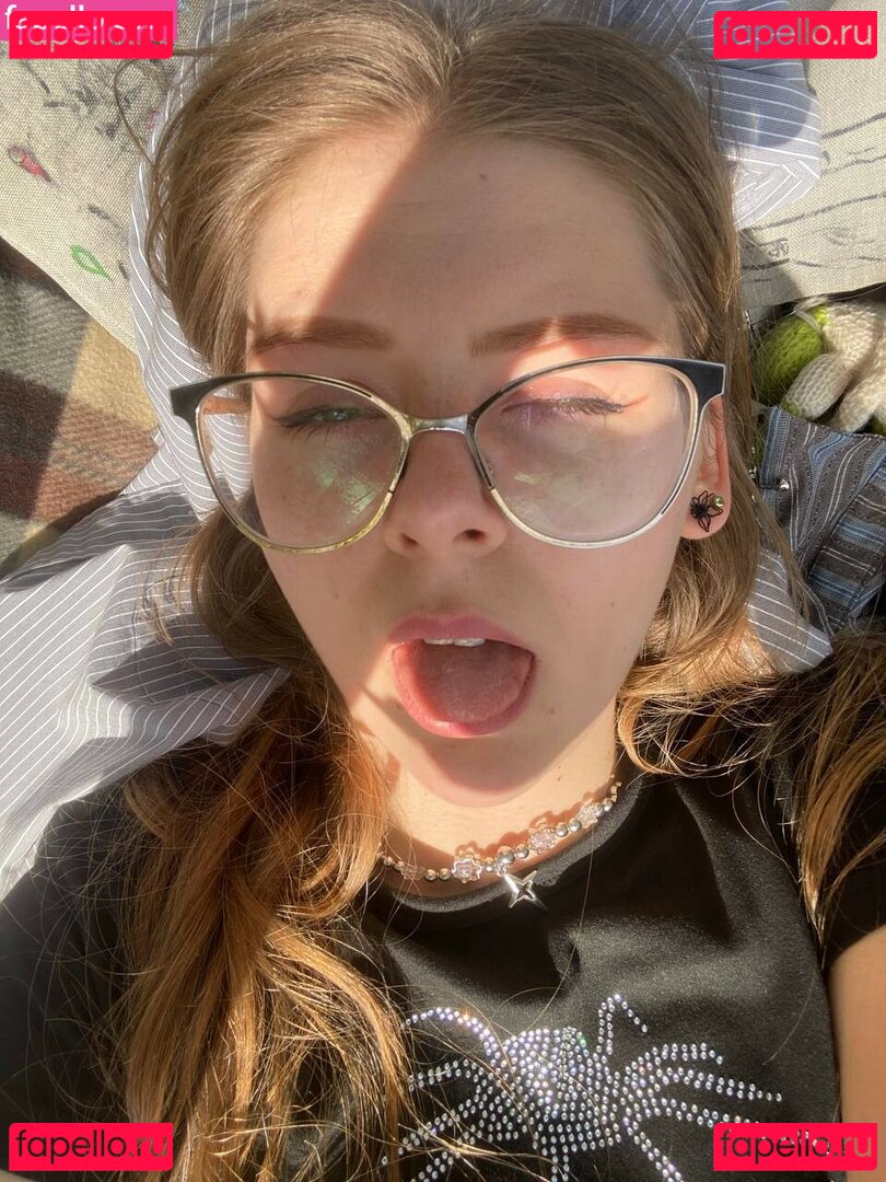 aliceschulz / aliceschulz_ / kleinealicee Onlyfans Photo Gallery 