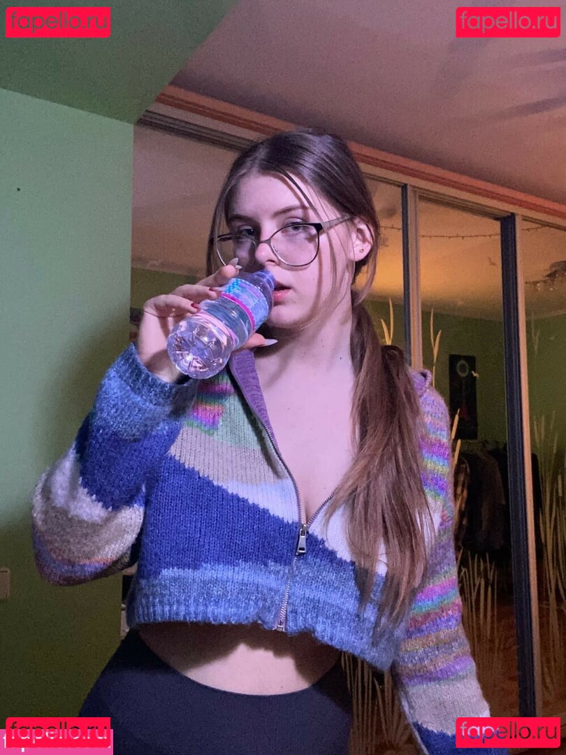 aliceschulz / aliceschulz_ / kleinealicee Onlyfans Photo Gallery 