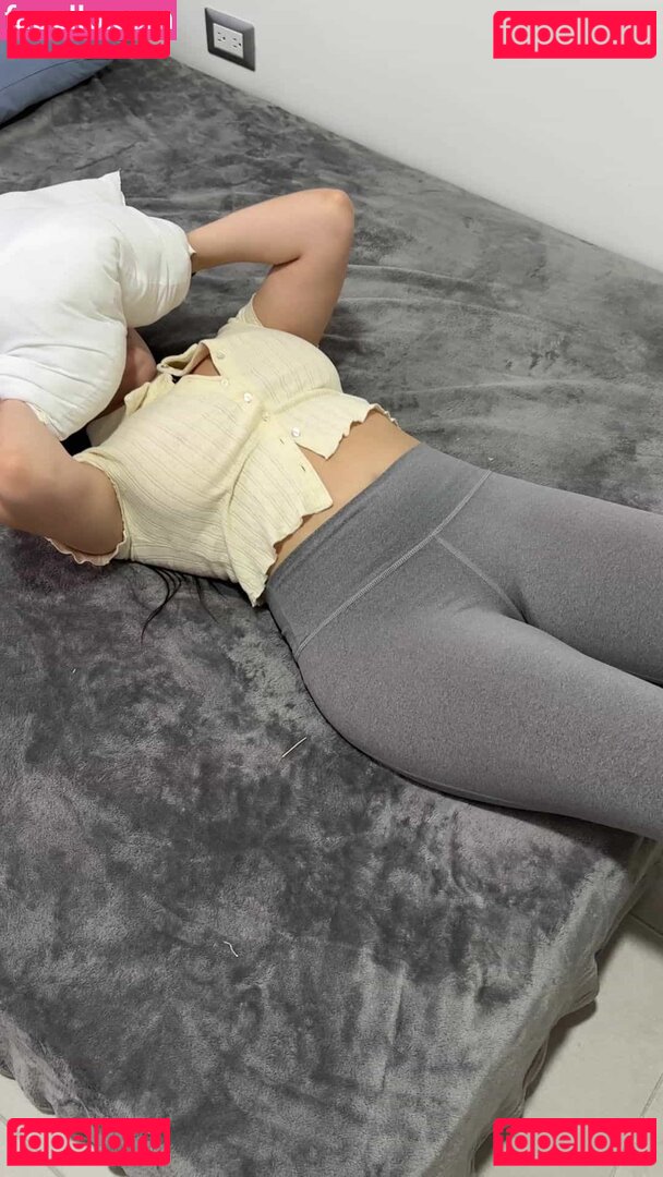 adora_18 / adora__18 / https: Onlyfans Photo Gallery 