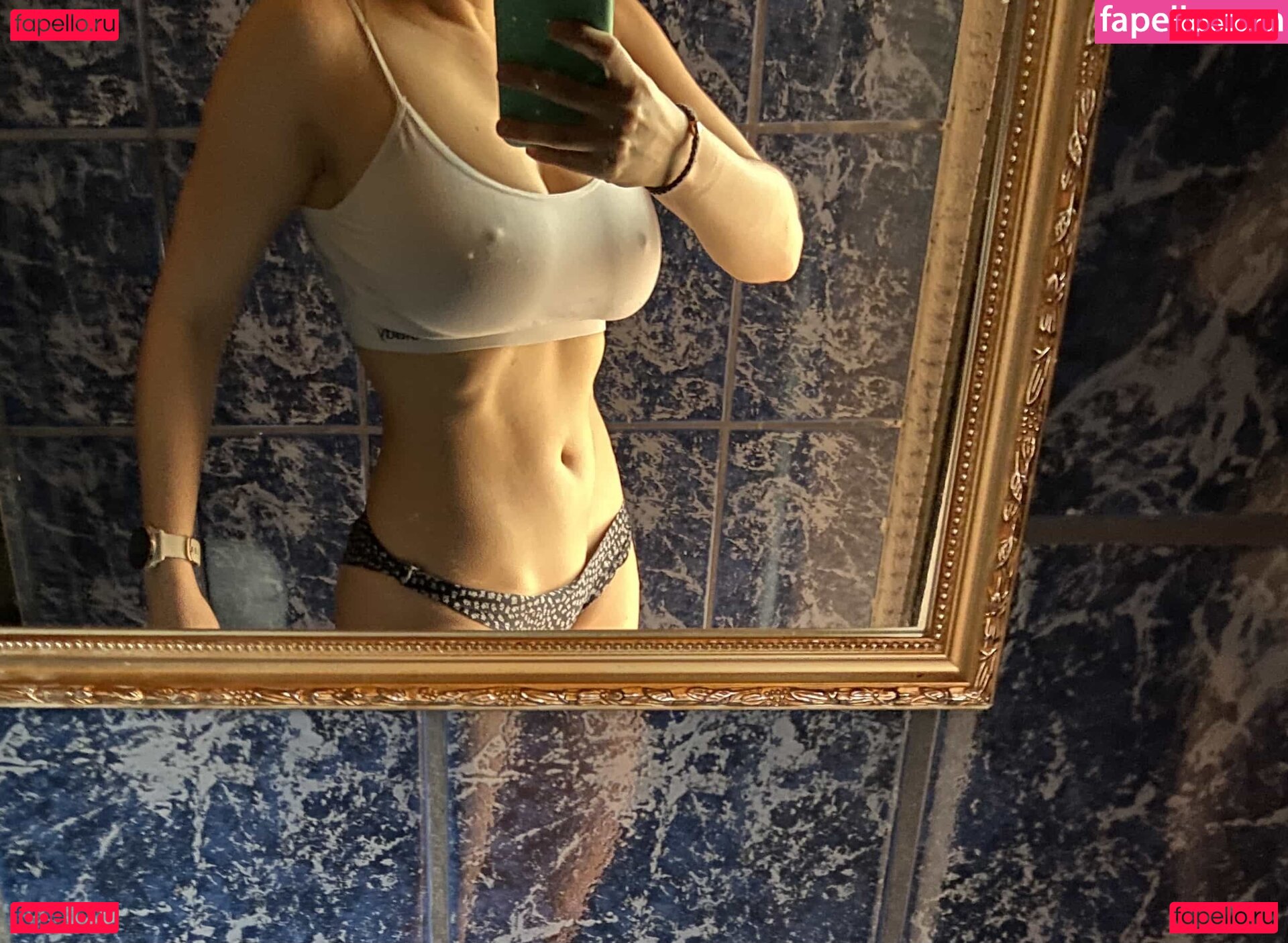 adora_18 / adora__18 / https: Onlyfans Photo Gallery 