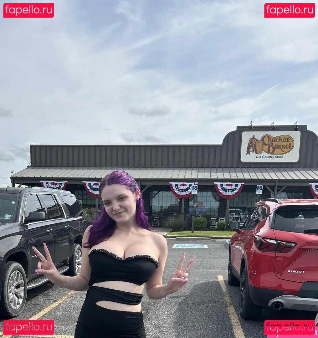 kayleighsigspam / kaysigcna Onlyfans Photo Gallery 