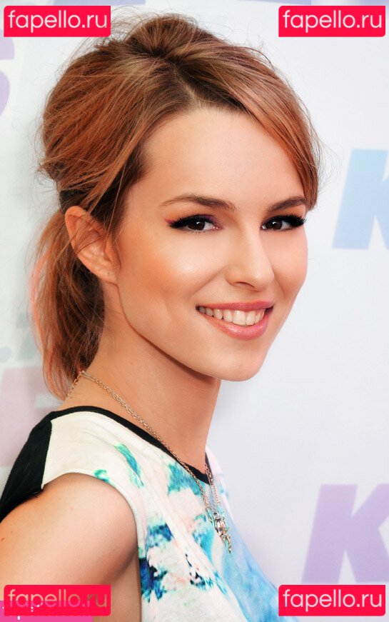 Bridgit Mendler / bridgitmendler Onlyfans Photo Gallery 