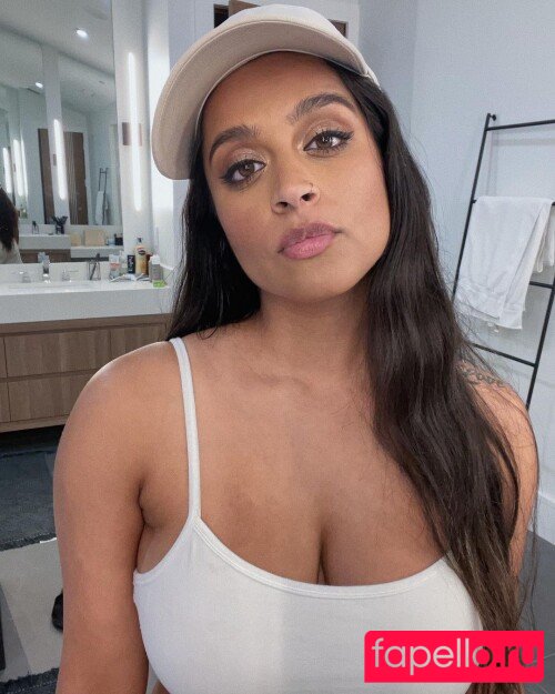 Lilly Singh / lilly Nude Onlyfans Photo 19