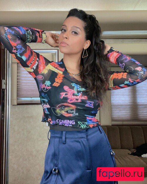 Lilly Singh / lilly Nude Onlyfans Photo 15
