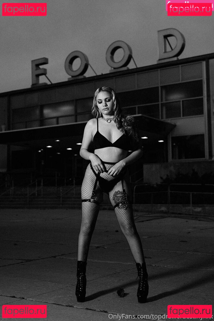 atouchofcrystal Nude Onlyfans Photo 30