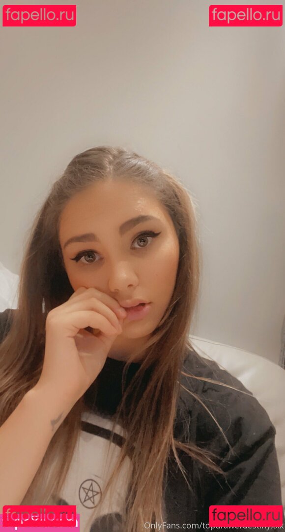 atouchofcrystal Nude Onlyfans Photo 13