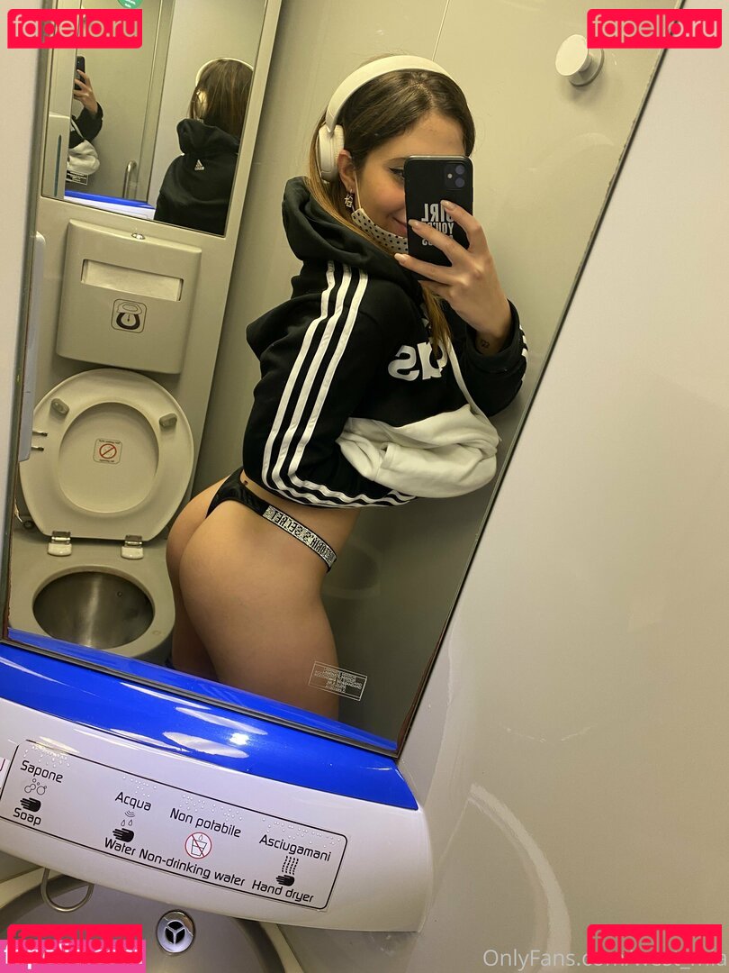 west_mia / westmia Onlyfans Photo Gallery 