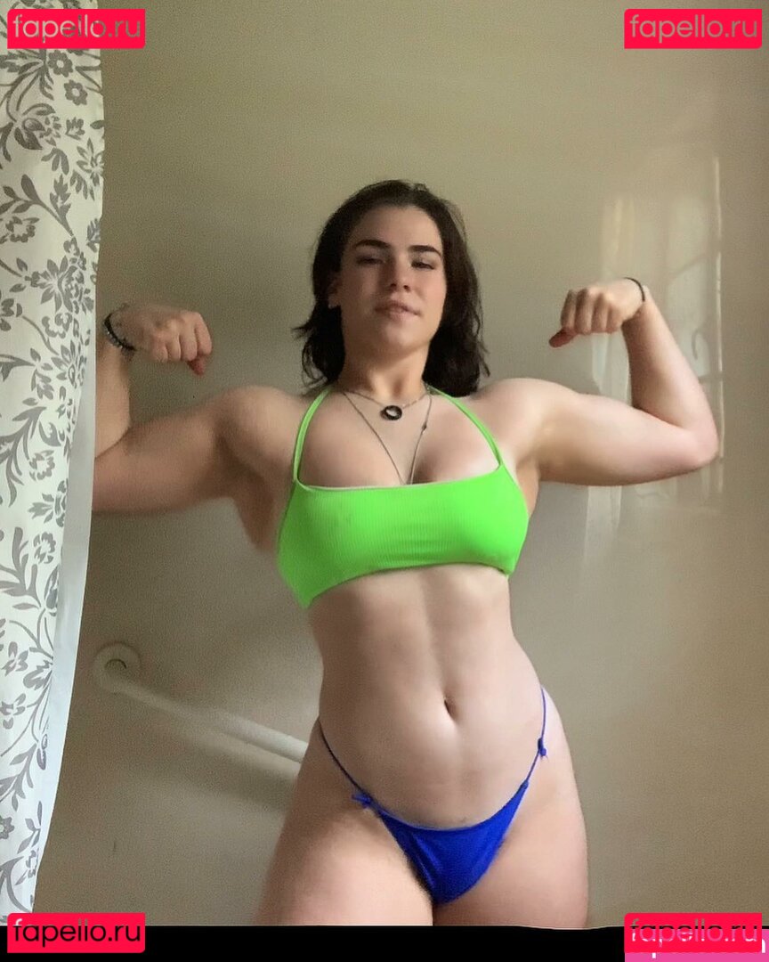 savliftss_ / serendipitoussav Onlyfans Photo Gallery 