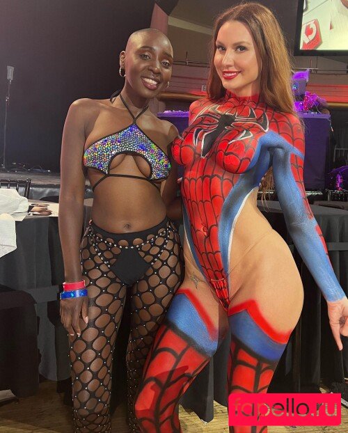 Marina Valmont / MarinaValmont Nude Onlyfans Photo 45
